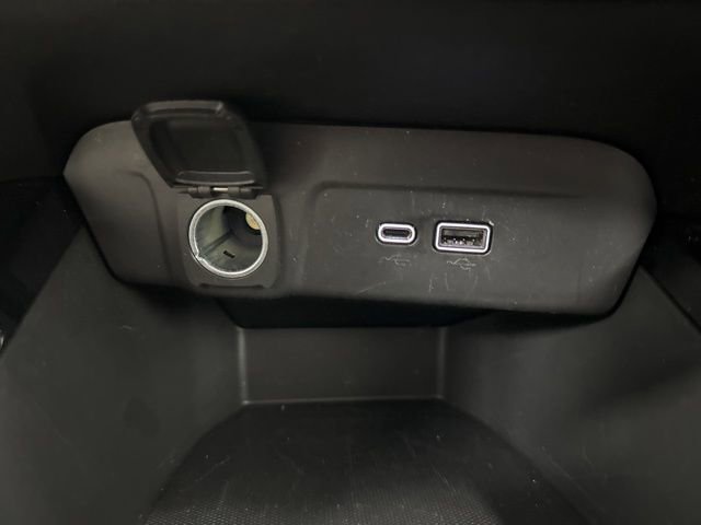 Used 2024 Chevrolet Trax LT FWD image 18