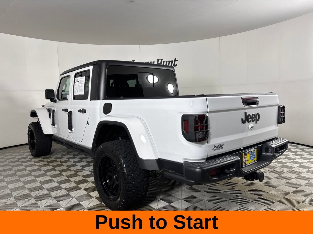 Used 2022 Jeep Gladiator Sport AWD/4WD image 9
