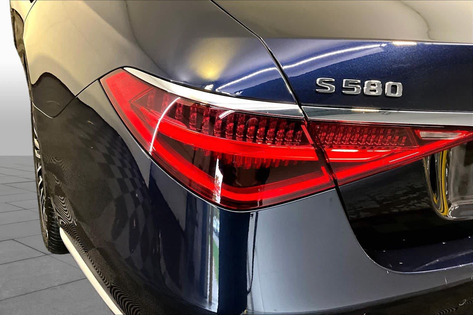 Used 2022 Mercedes-Benz S 580 4MATIC Sedan image 28