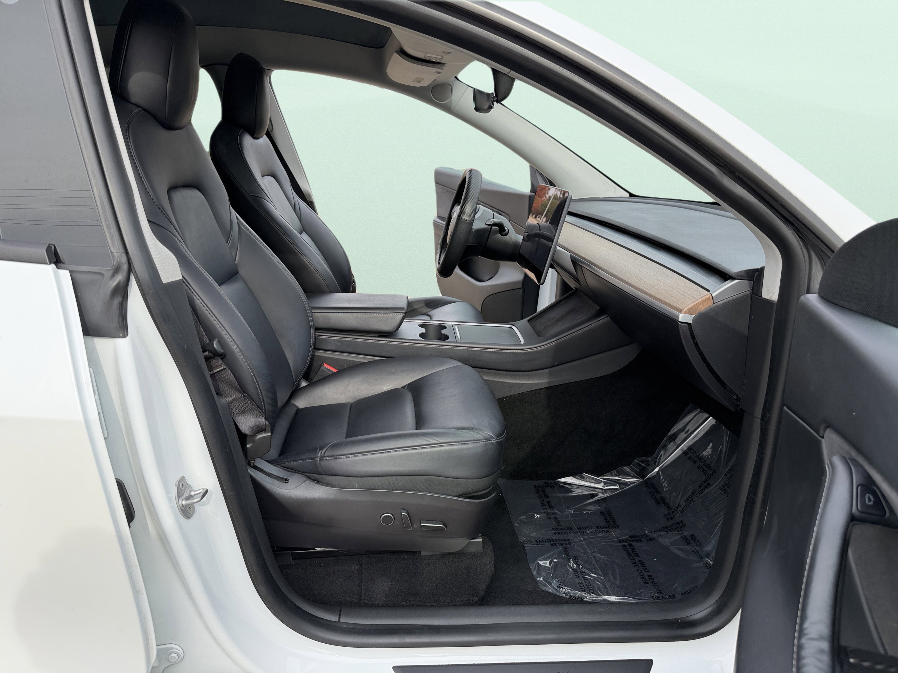 Used 2021 Tesla Model Y Long Range image 37