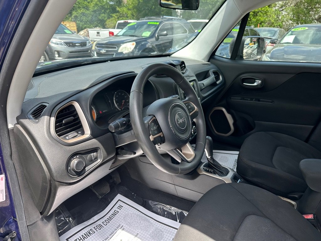 Used 2017 Jeep Renegade Sport w/ Power & Air Group FWD image 7