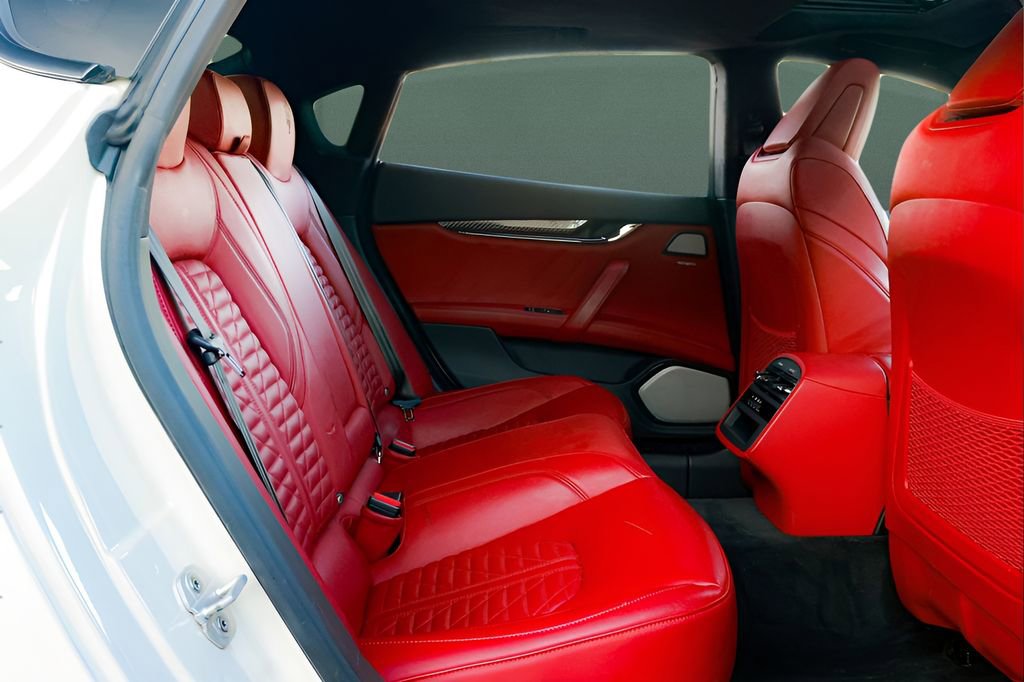 Used 2022 Maserati Quattroporte Modena image 20