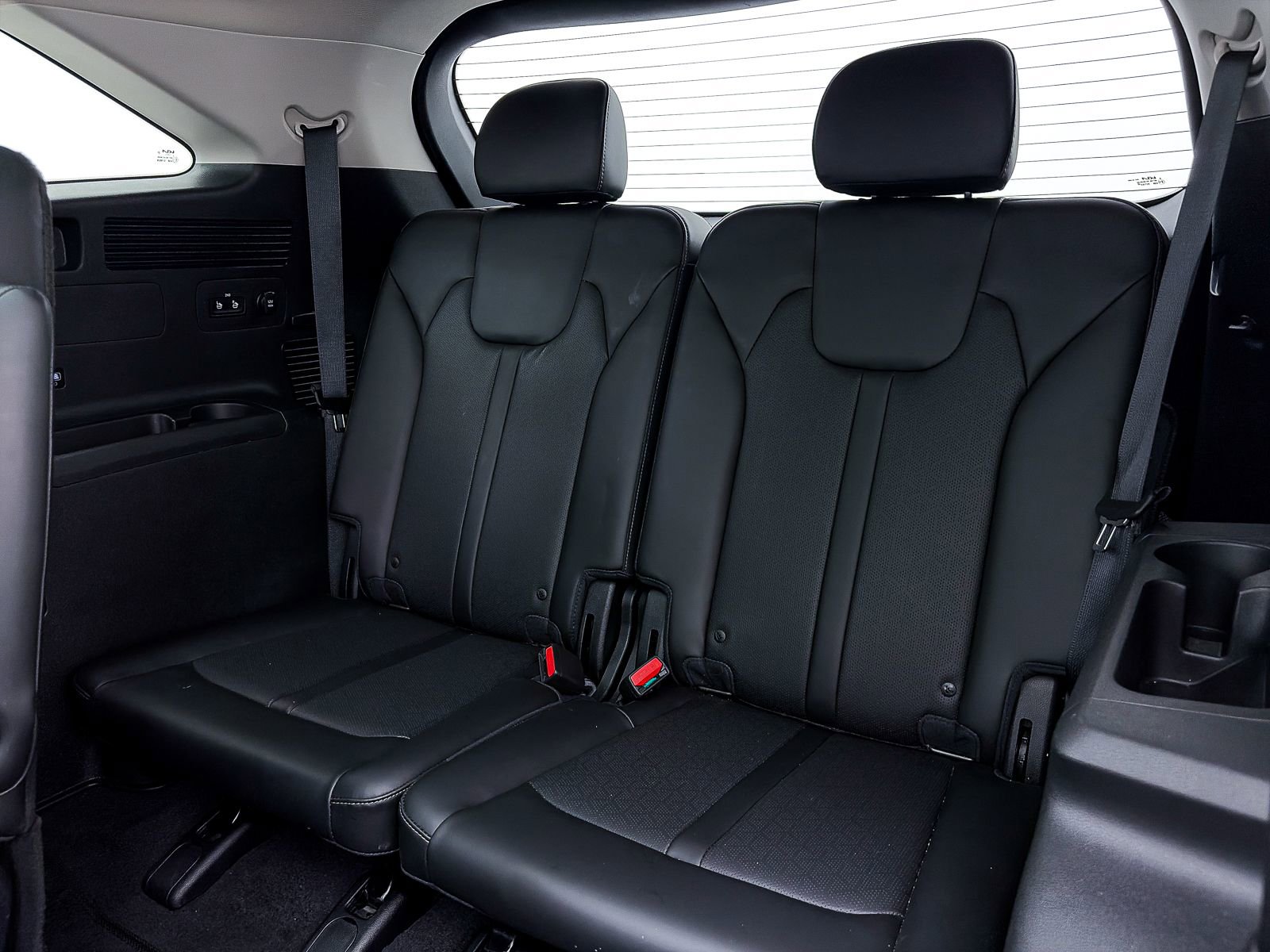 Used 2023 Kia Sorento SX image 42