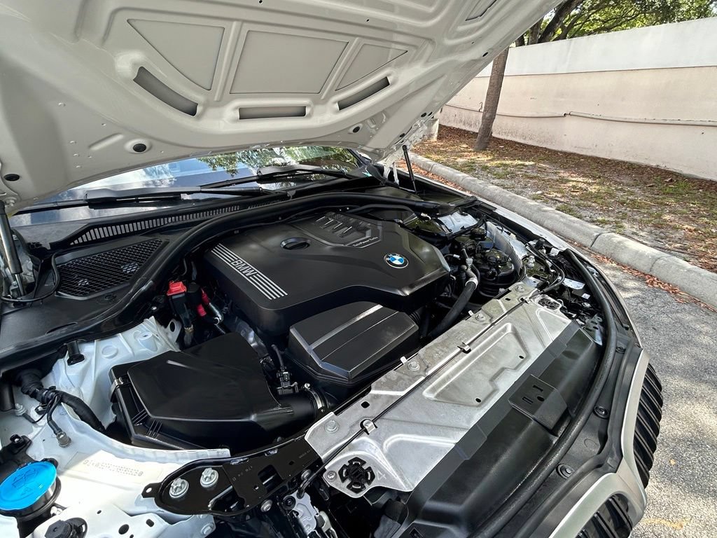 Used 2024 BMW 330i Sedan w/ Convenience Package RWD image 27