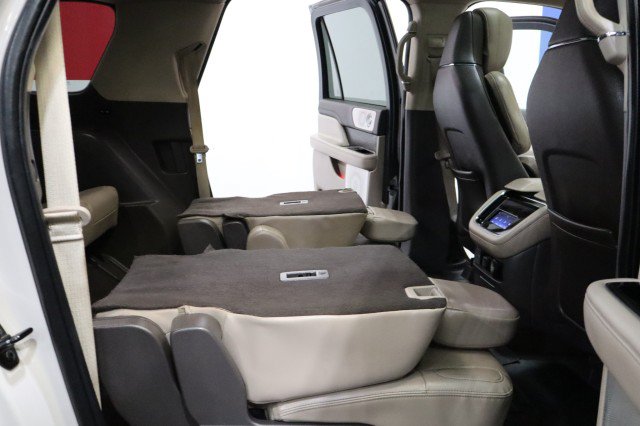 Used 2022 Lincoln Navigator L Reserve RWD image 58