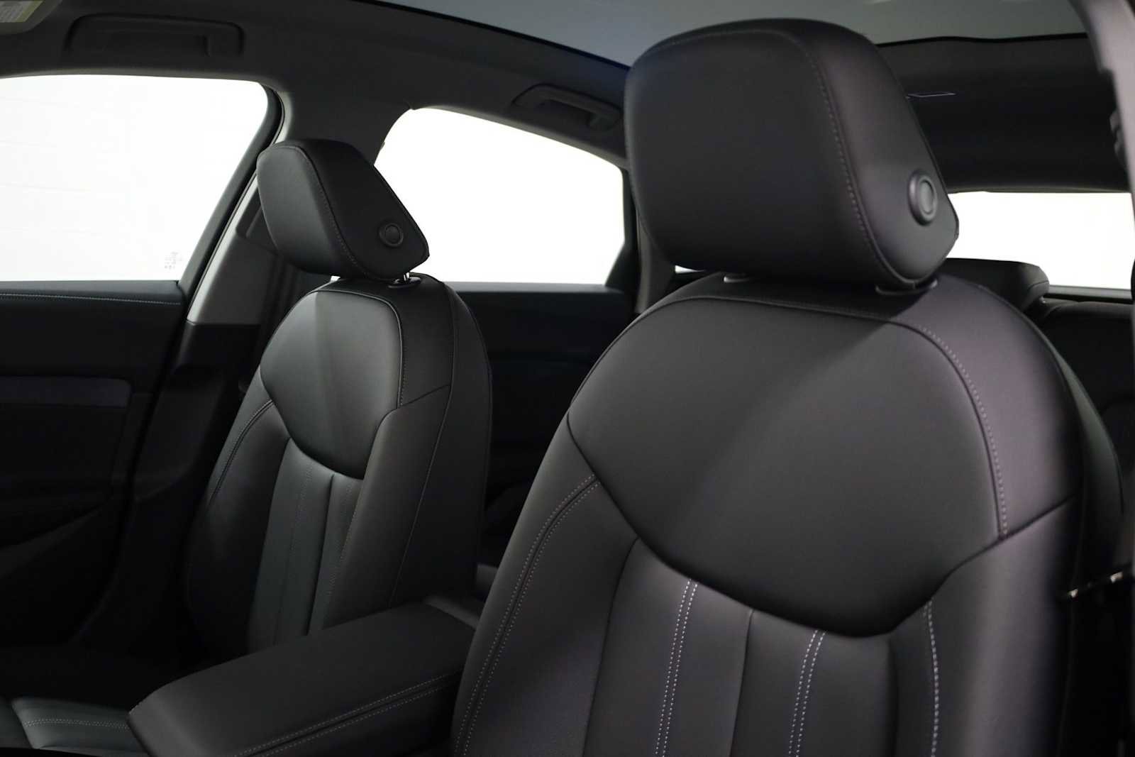 Certified 2025 Audi A5 2.0T Premium Plus w/ Premium Plus AWD/4WD image 18