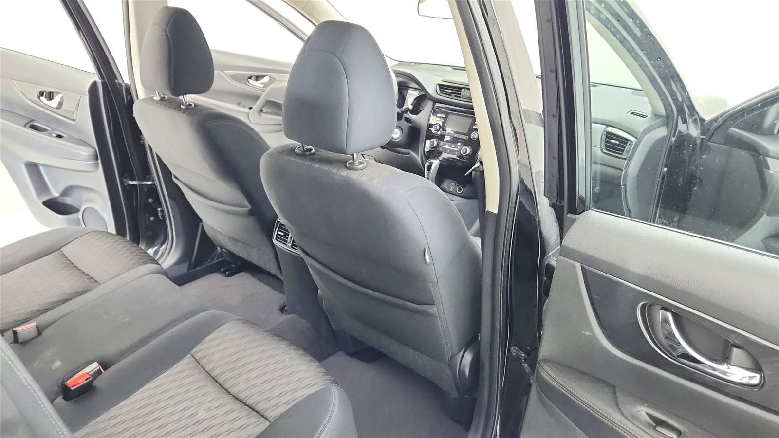 Used 2017 Nissan Rogue S FWD image 24