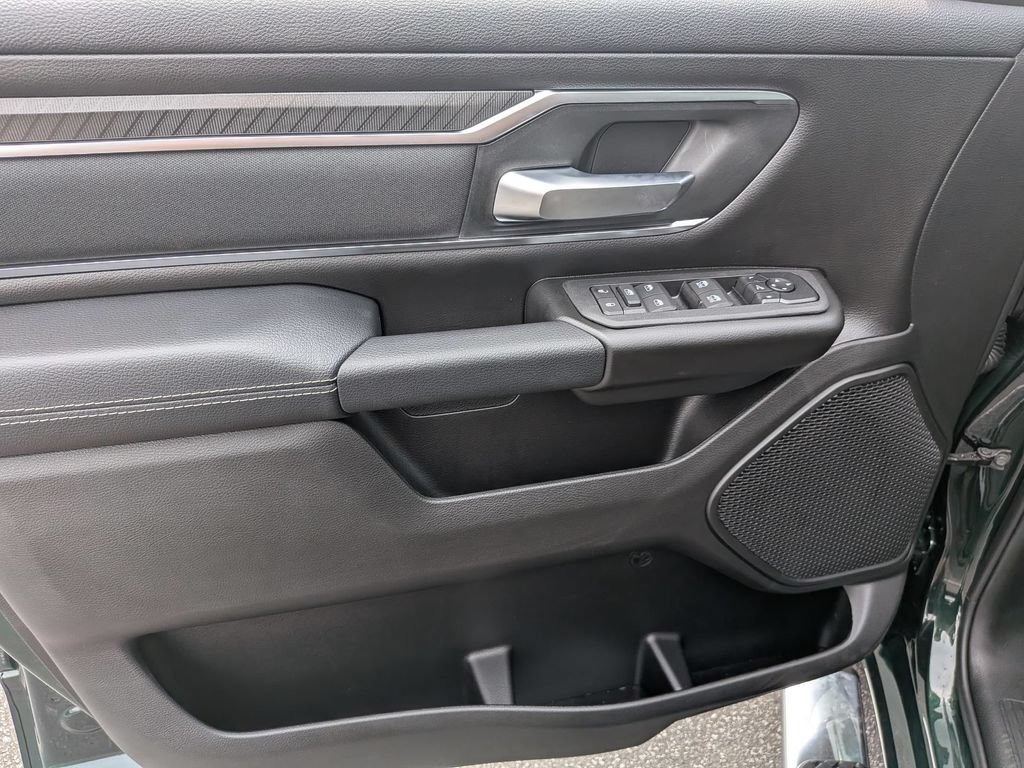 New 2026 RAM 1500 Big Horn AWD/4WD image 10