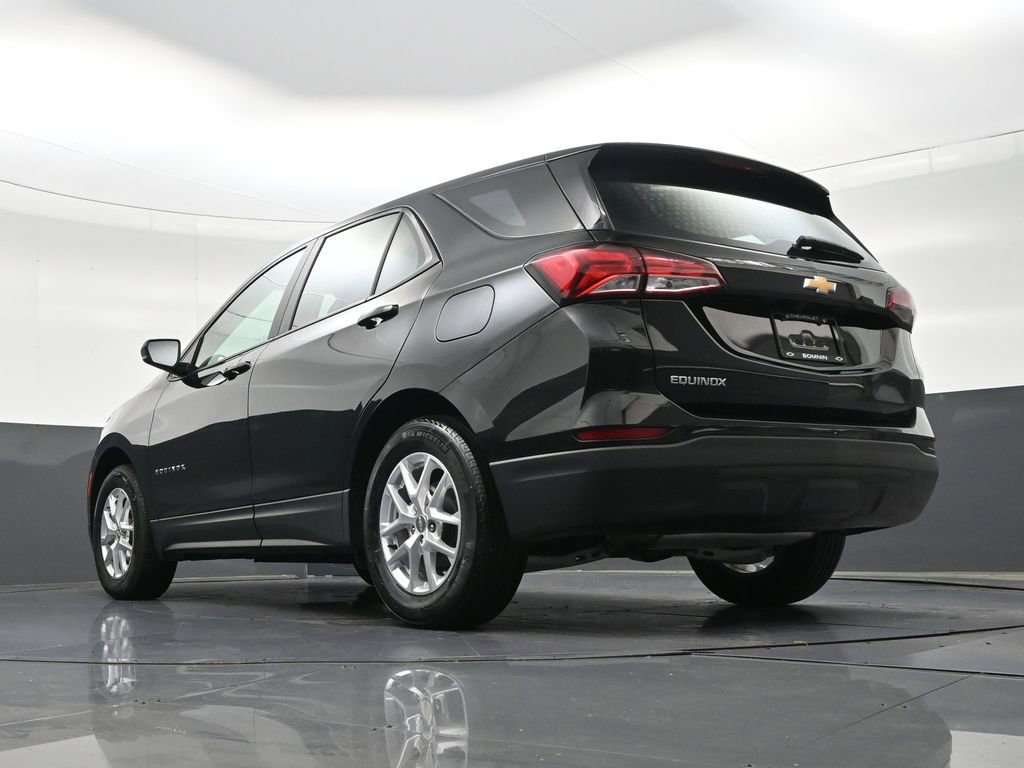 Used 2024 Chevrolet Equinox LS image 26