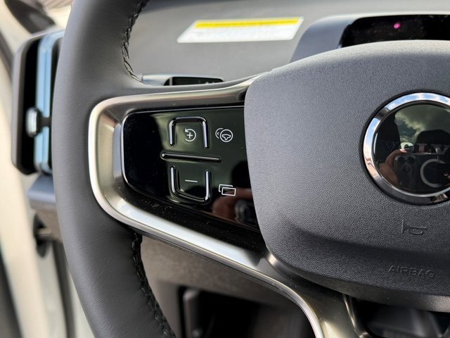 New 2026 Volvo EX30 Cross Country Ultra image 26