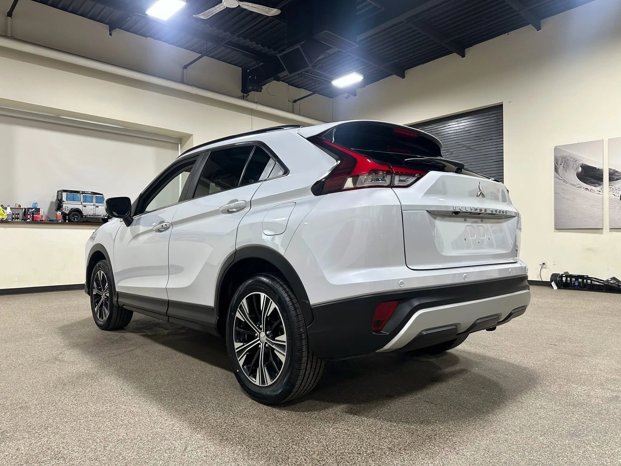 Used 2022 Mitsubishi Eclipse Cross SE AWD/4WD image 13