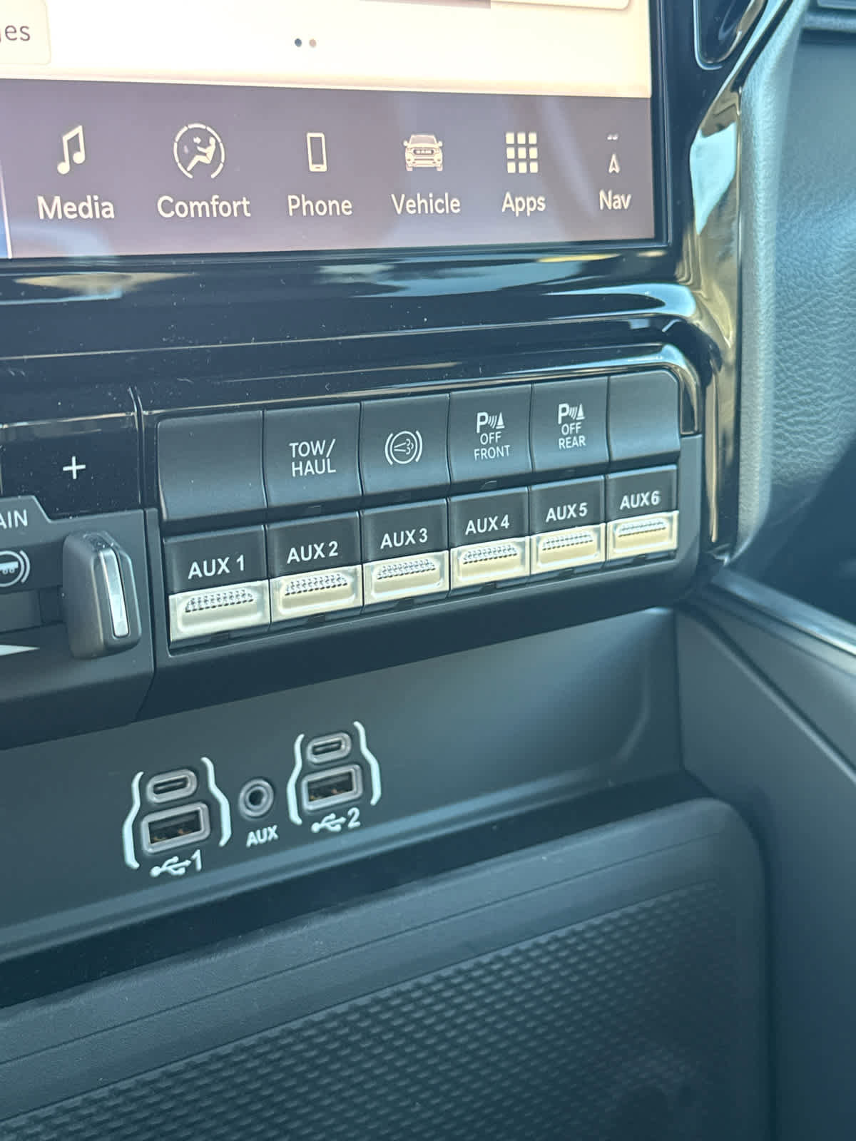 New 2025 RAM 3500 Big Horn image 29