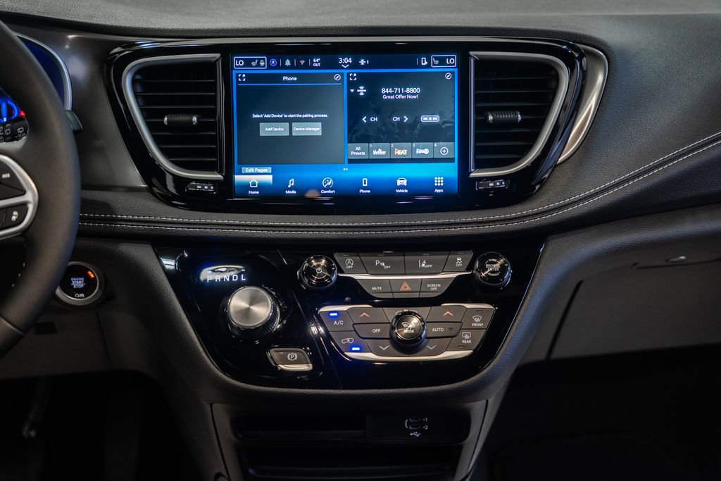 New 2026 Chrysler Pacifica Select image 20