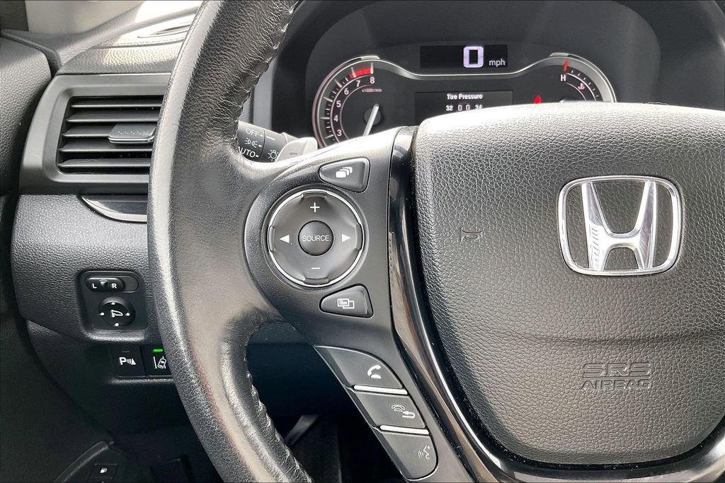 Used 2016 Honda Pilot Touring image 20