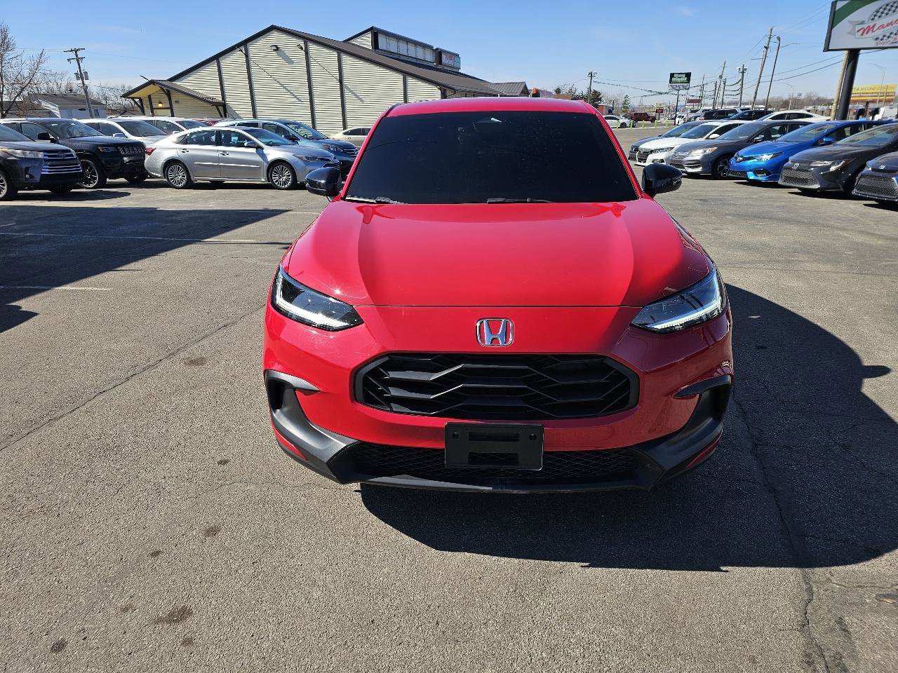 Used 2023 Honda HR-V Sport image 3