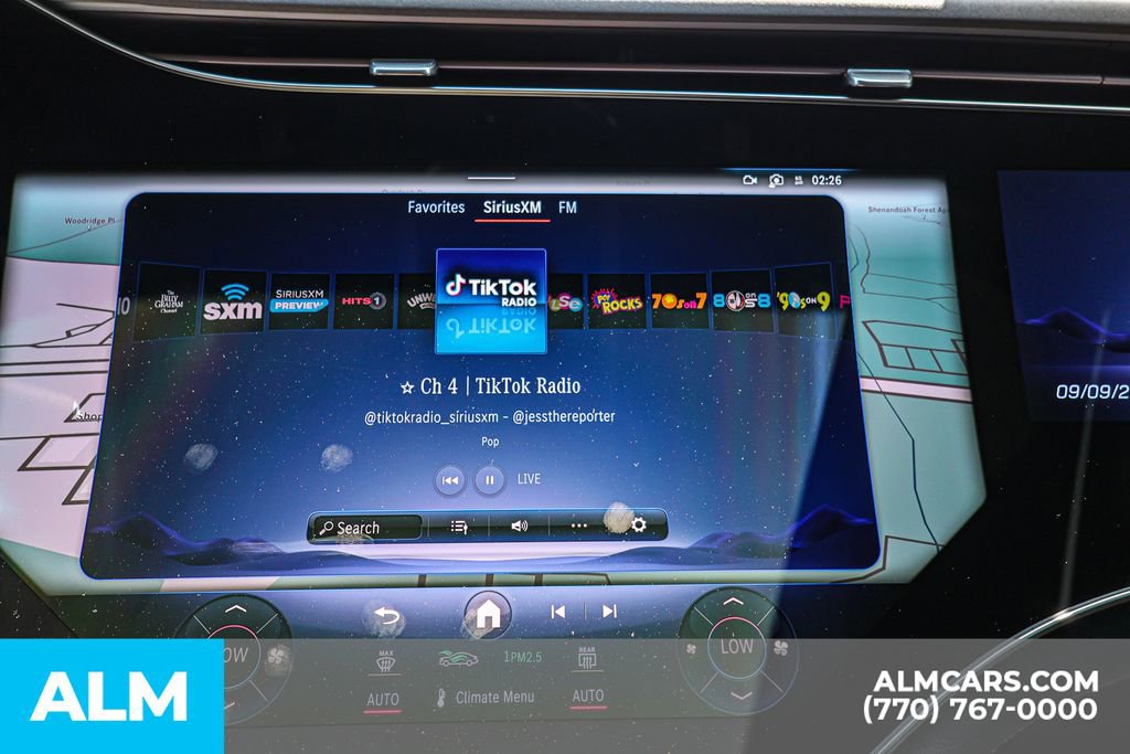 Used 2024 Mercedes-Benz EQS 450+ SUV image 46