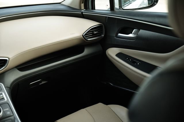 Used 2022 Hyundai Santa Fe SEL w/ Convenience + Premium Package image 29