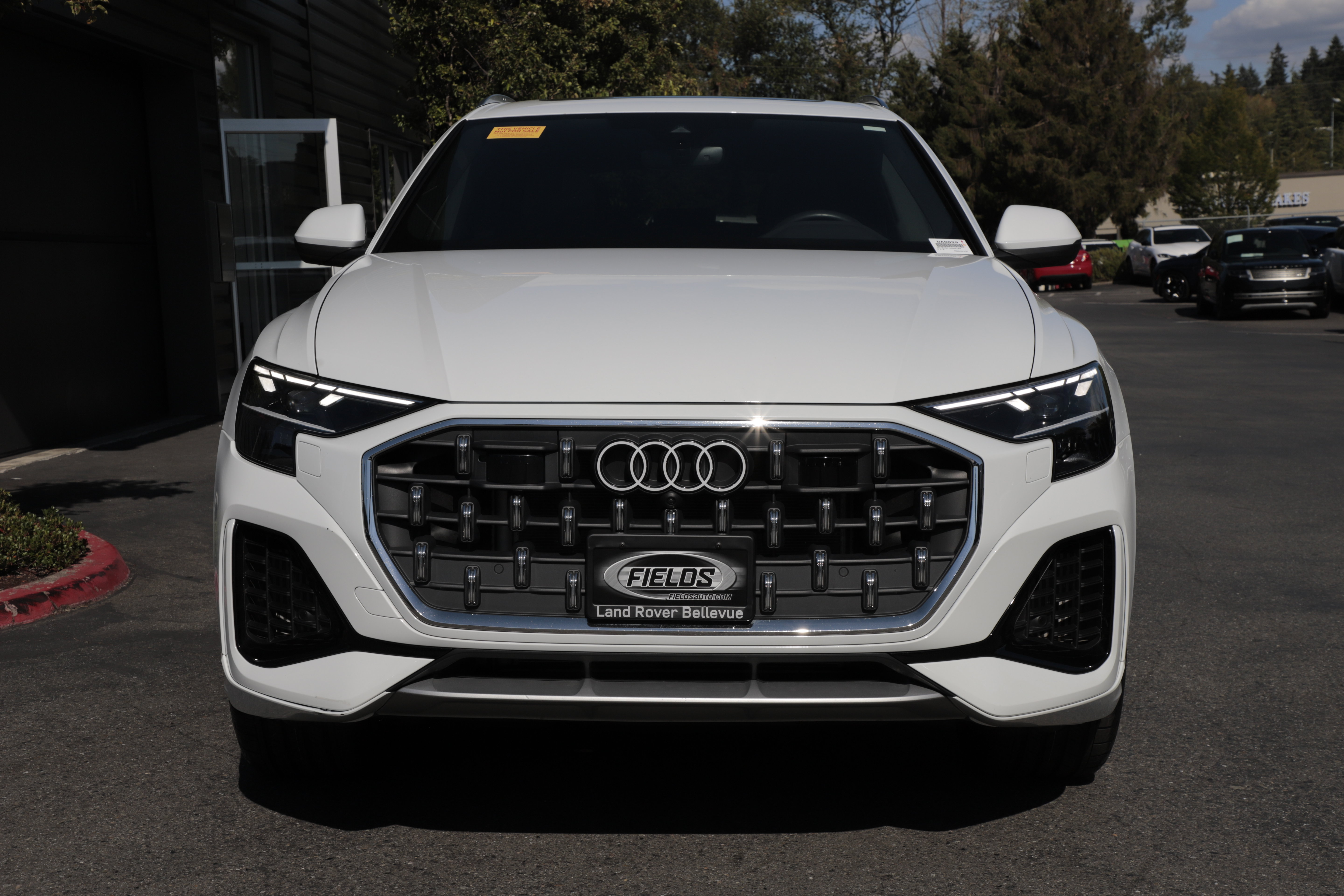 Used 2024 Audi Q8 Premium Plus AWD/4WD image 6