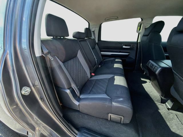 Used 2015 Toyota Tundra SR5 w/ SR5 Upgrade Package RWD image 26