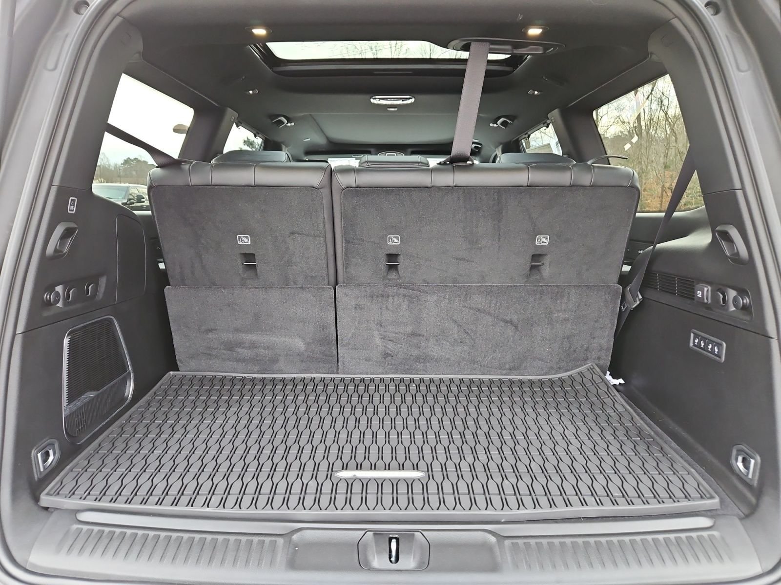 New 2026 Jeep Grand Wagoneer Limited AWD/4WD image 19