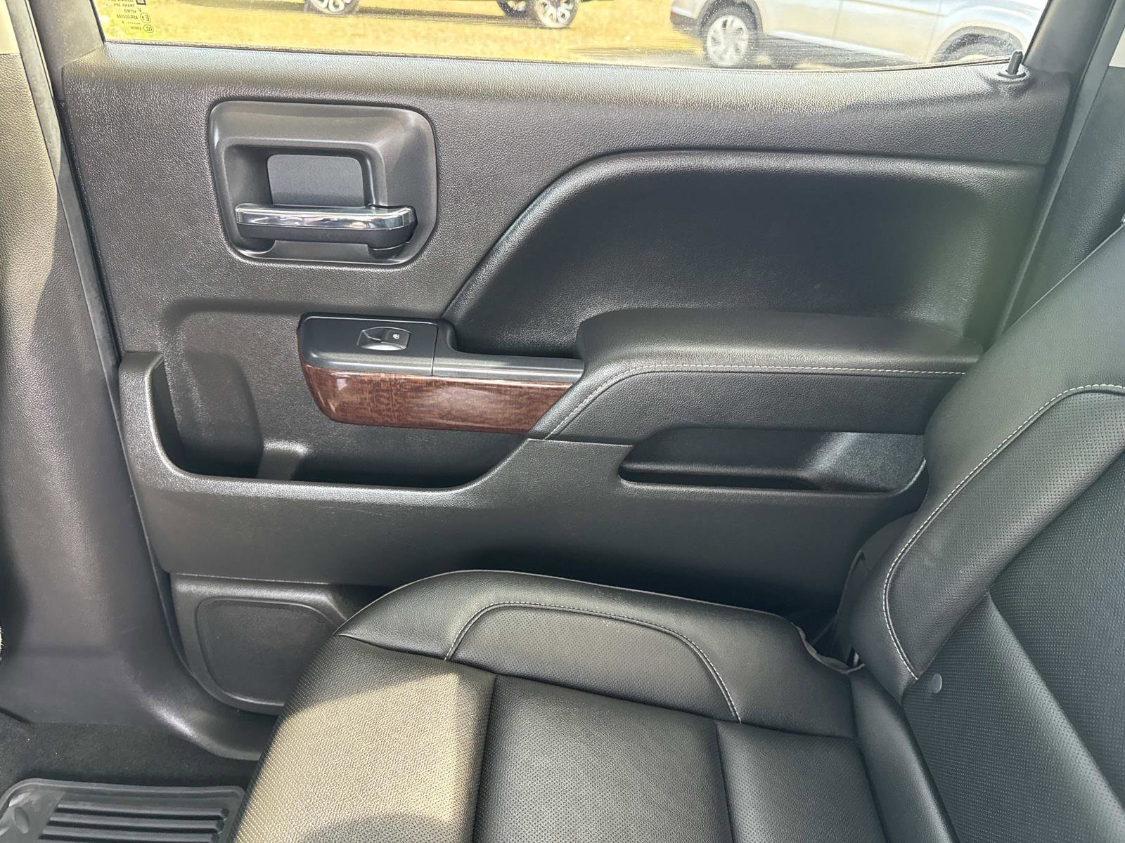 Used 2016 GMC Sierra 1500 SLT w/ SLT Premium Package image 19