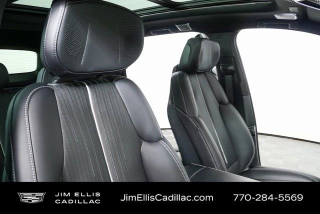 Used 2026 Cadillac Vistiq Sport image 23
