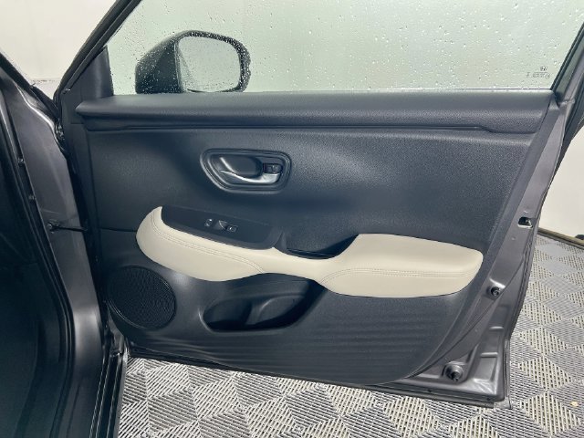 Used 2024 Honda HR-V LX image 29