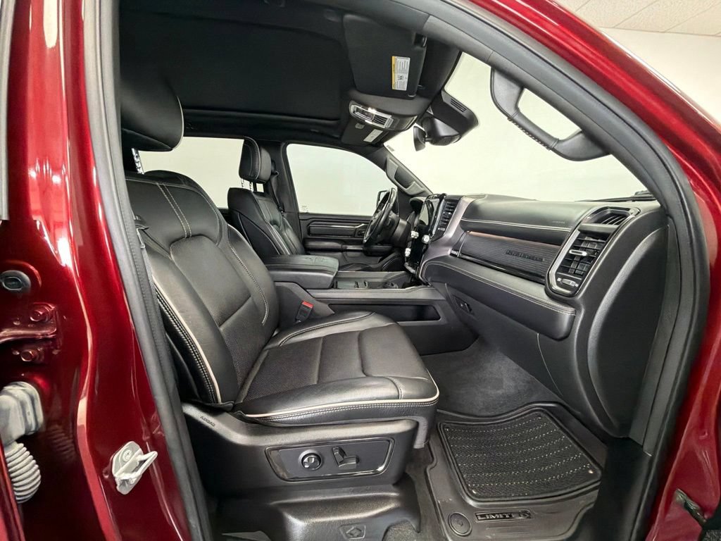 Used 2022 RAM 1500 Limited w/ Body-Colour Bumper Group AWD/4WD image 9
