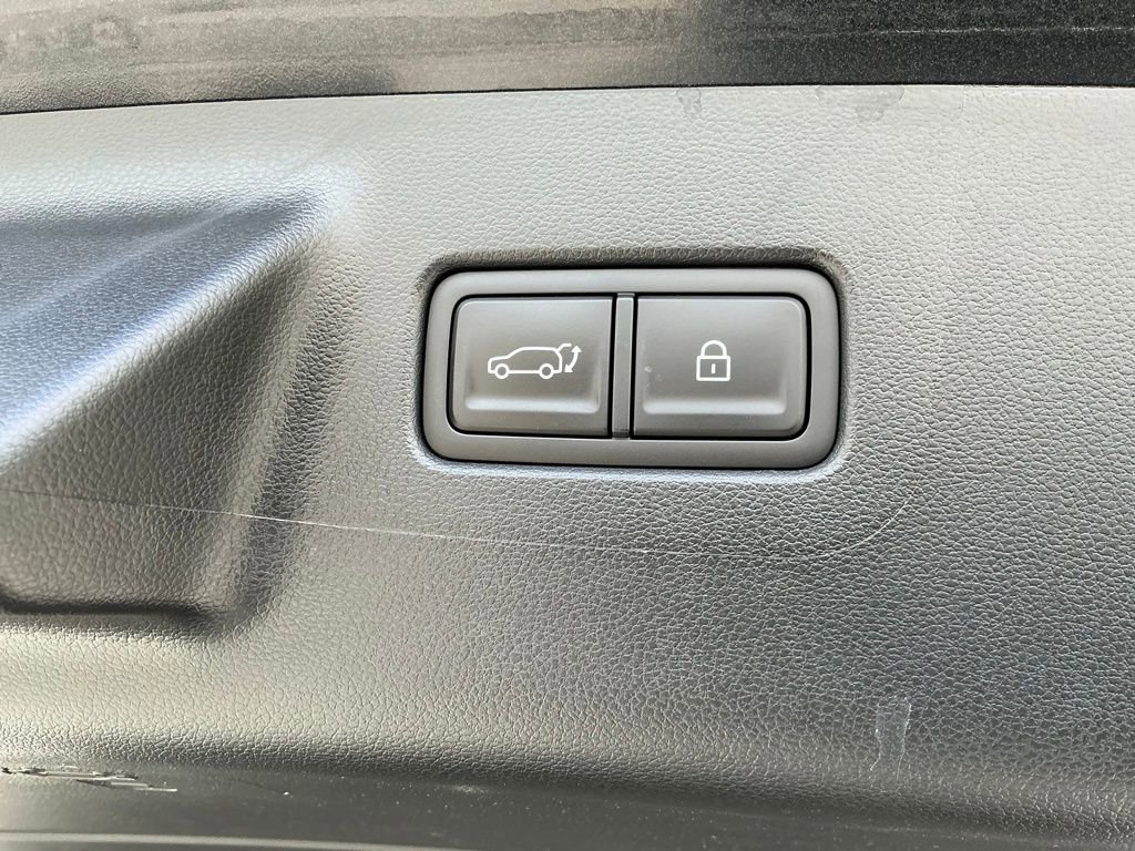 Used 2026 Hyundai Santa Fe Limited image 18