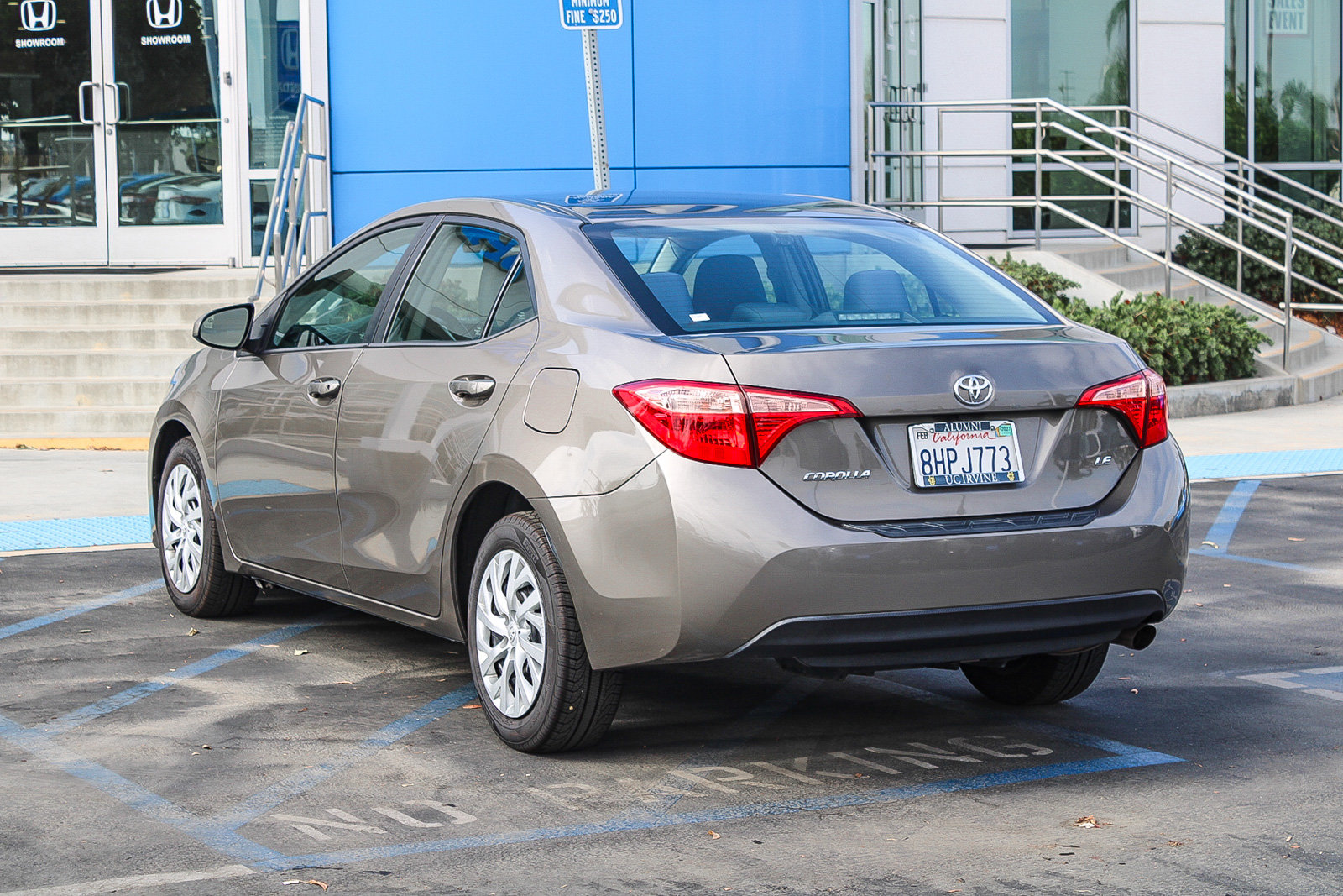 Used 2019 Toyota Corolla LE FWD image 9
