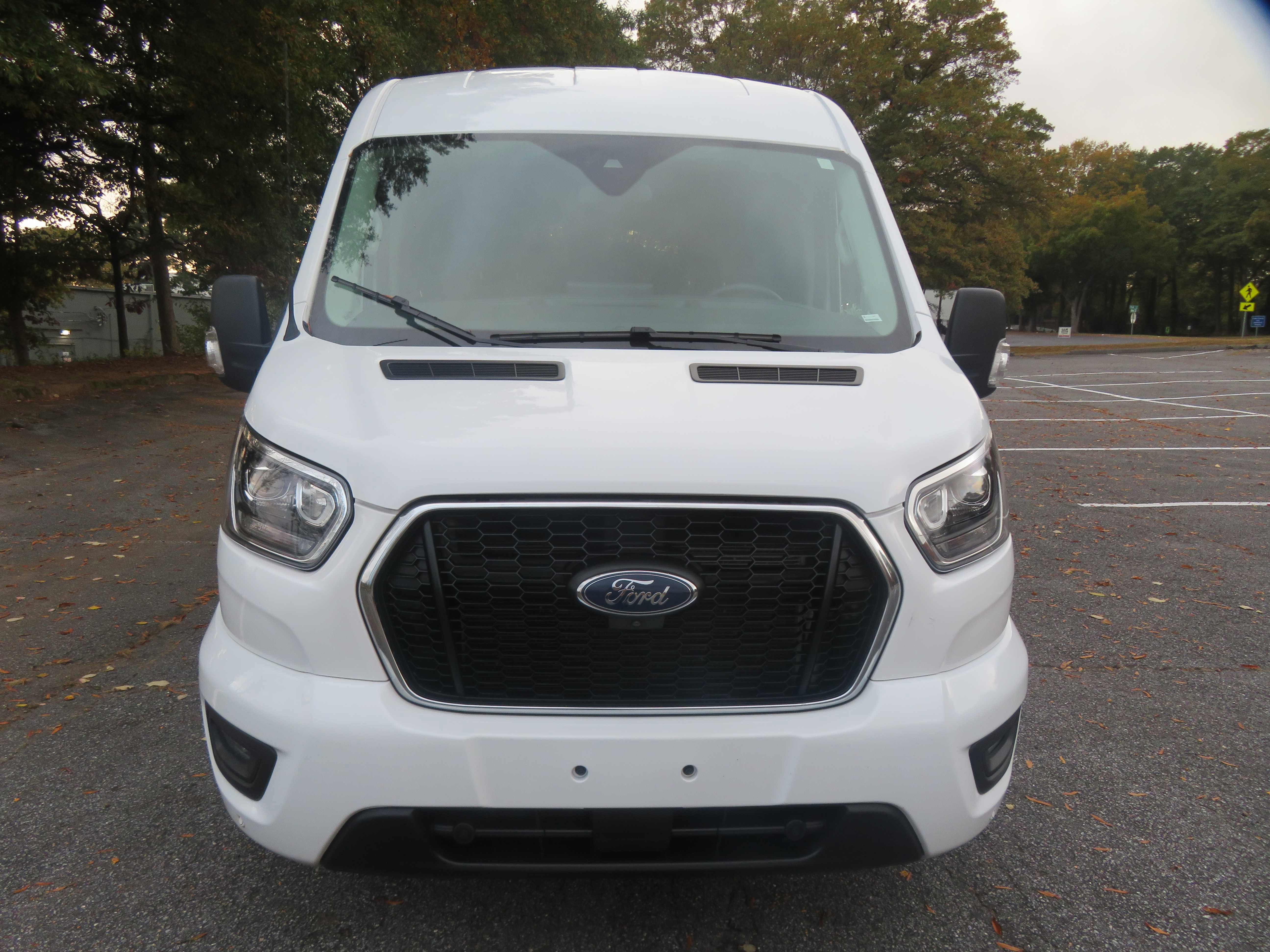 Used 2023 Ford Transit 350 XLT image 60