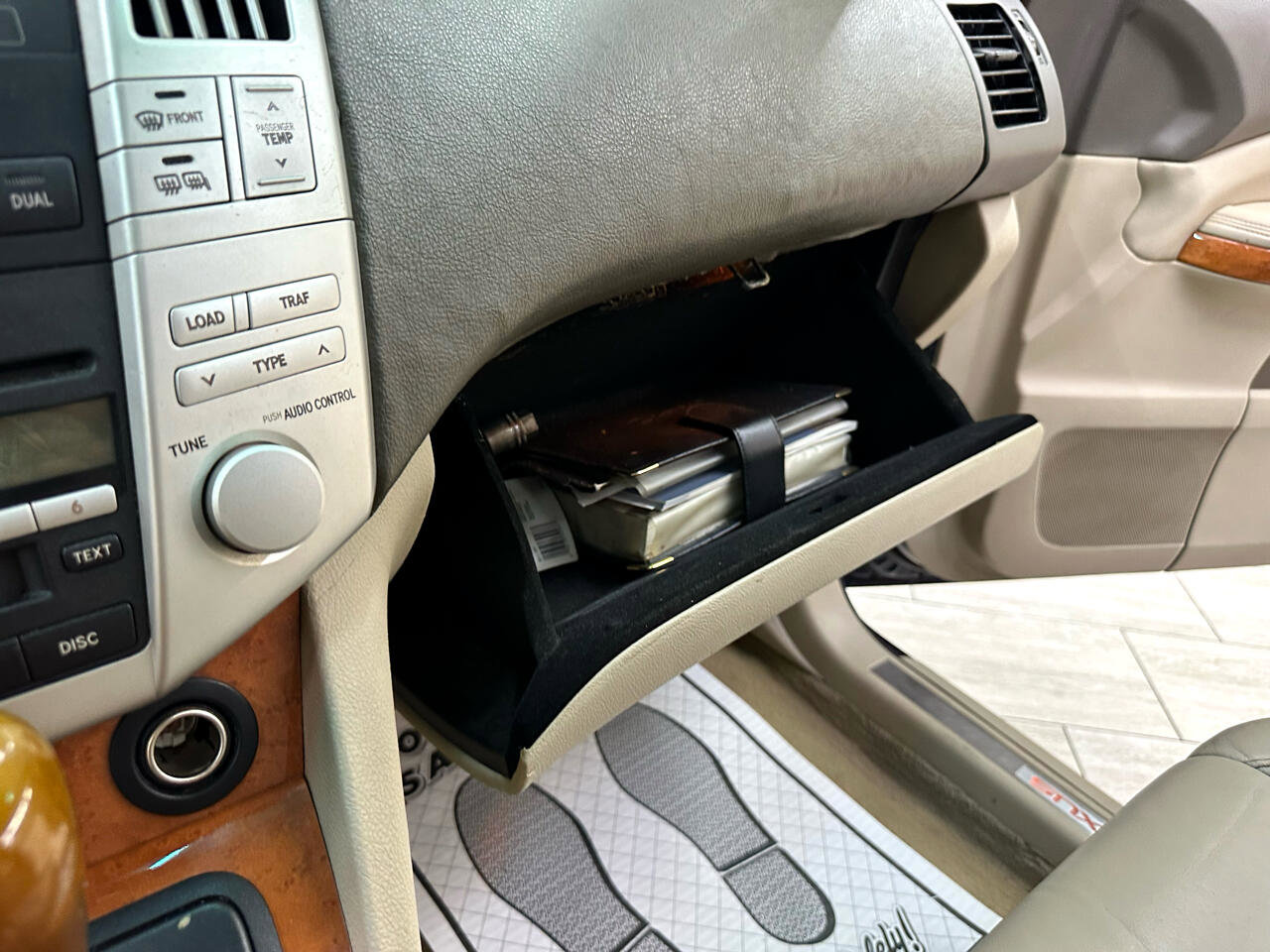 Used 2006 Lexus RX 330 image 26