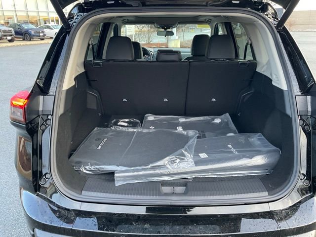 New 2026 Nissan Rogue SV image 9