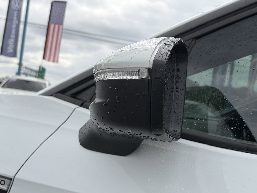 Used 2023 Volkswagen ID.4 Pro image 12