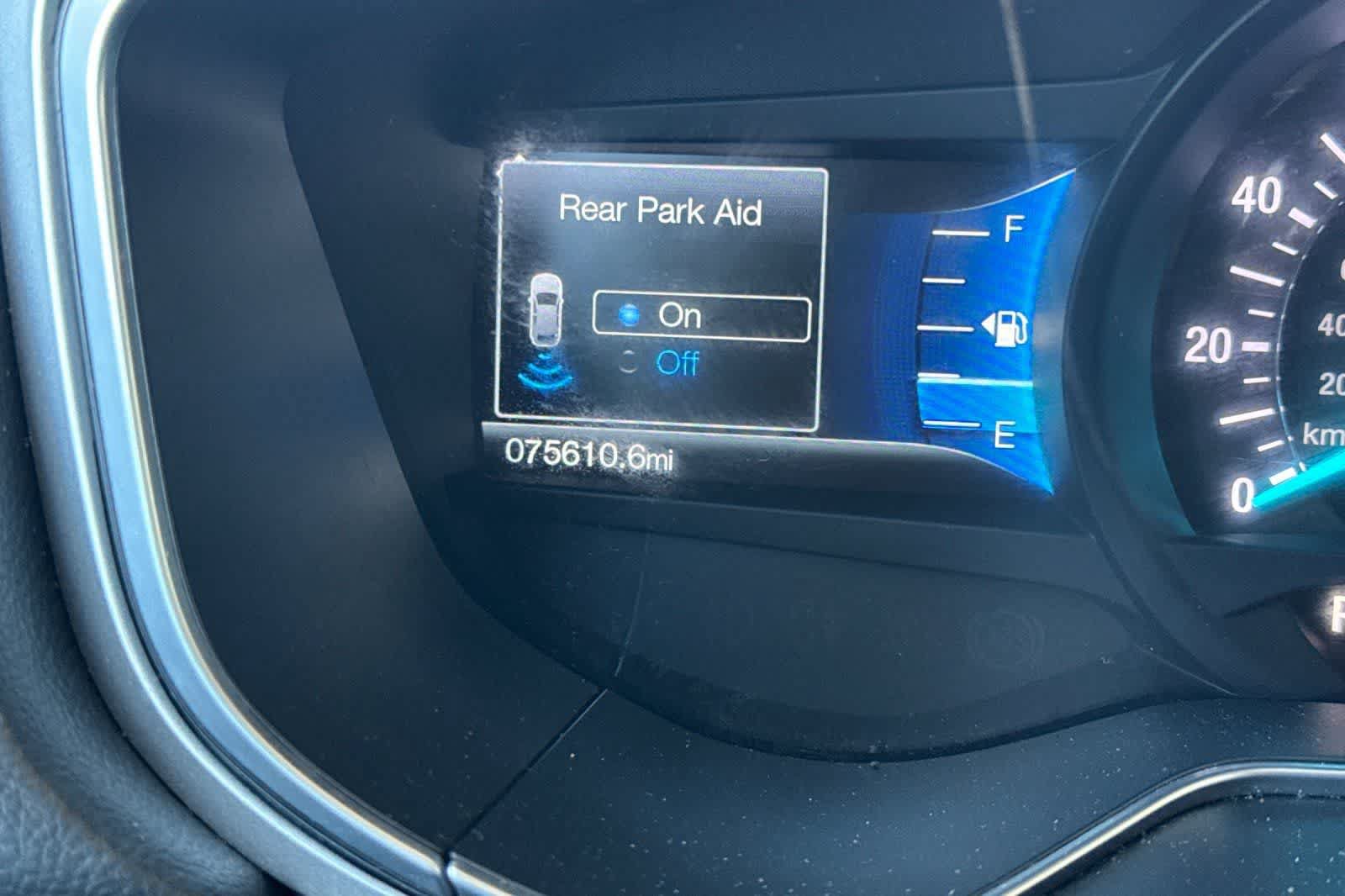 Used 2016 Ford Fusion SE FWD image 27