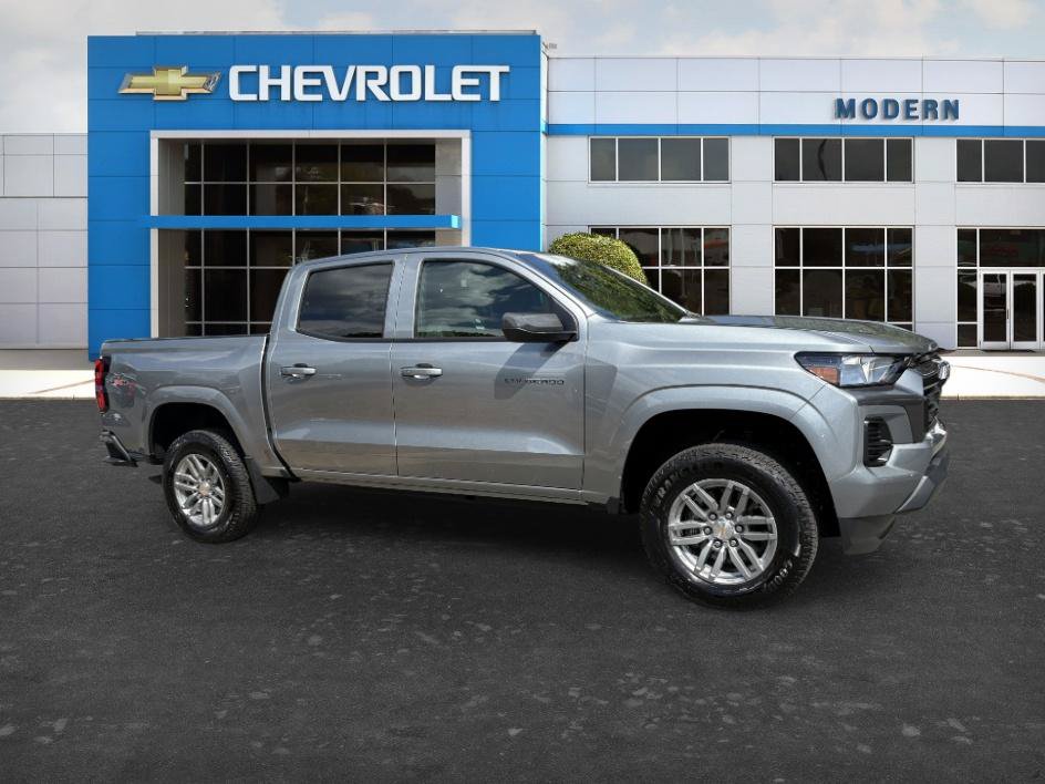 Used 2026 Chevrolet Colorado LT w/ Advanced Trailering Package AWD/4WD image 6