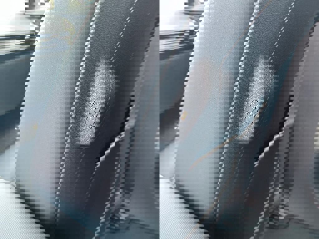 Used 2025 Kia EV6 Light AWD/4WD image 35