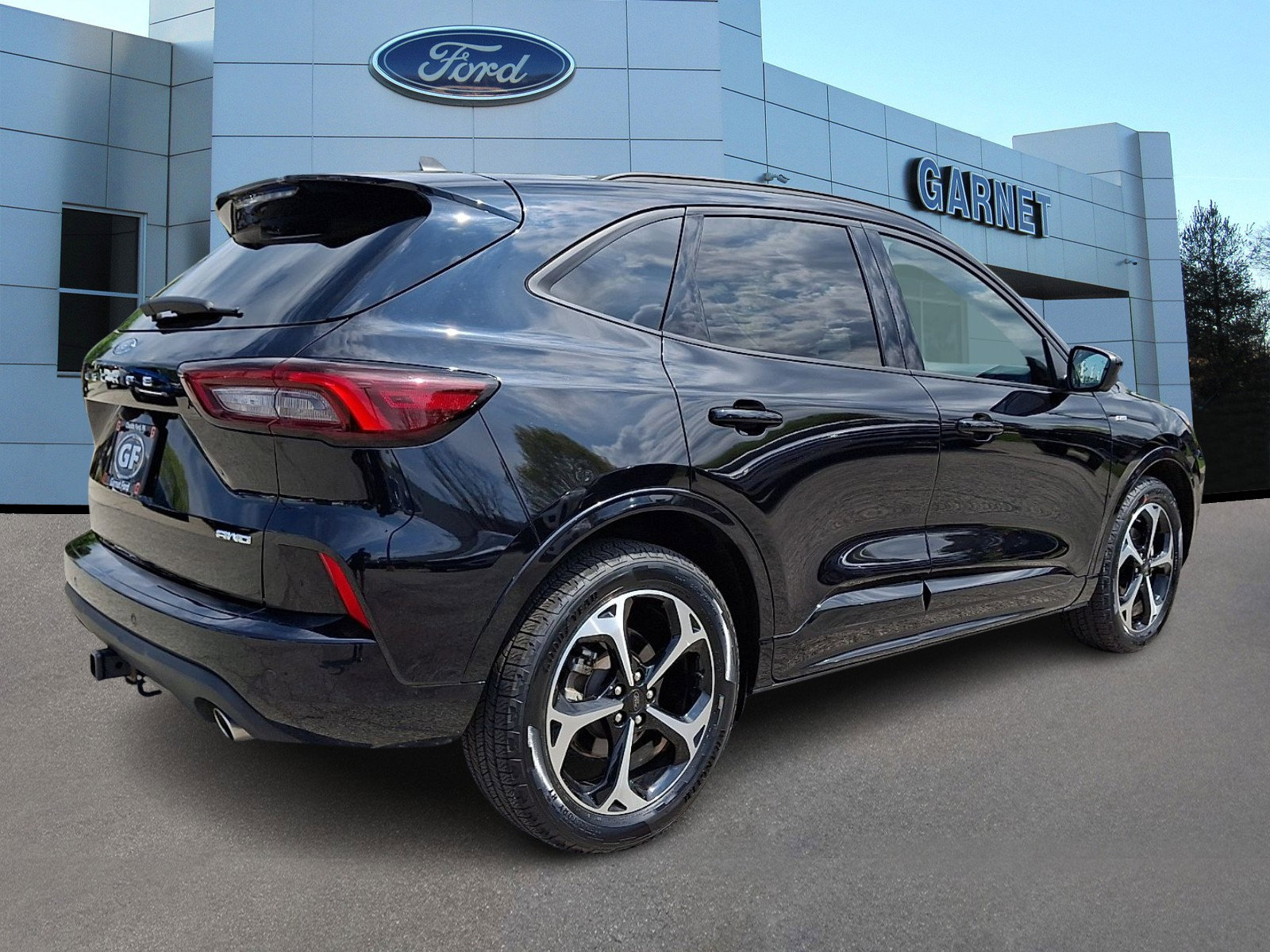 Certified 2023 Ford Escape ST-Line Select w/ Tech Pack #2 AWD/4WD image 8