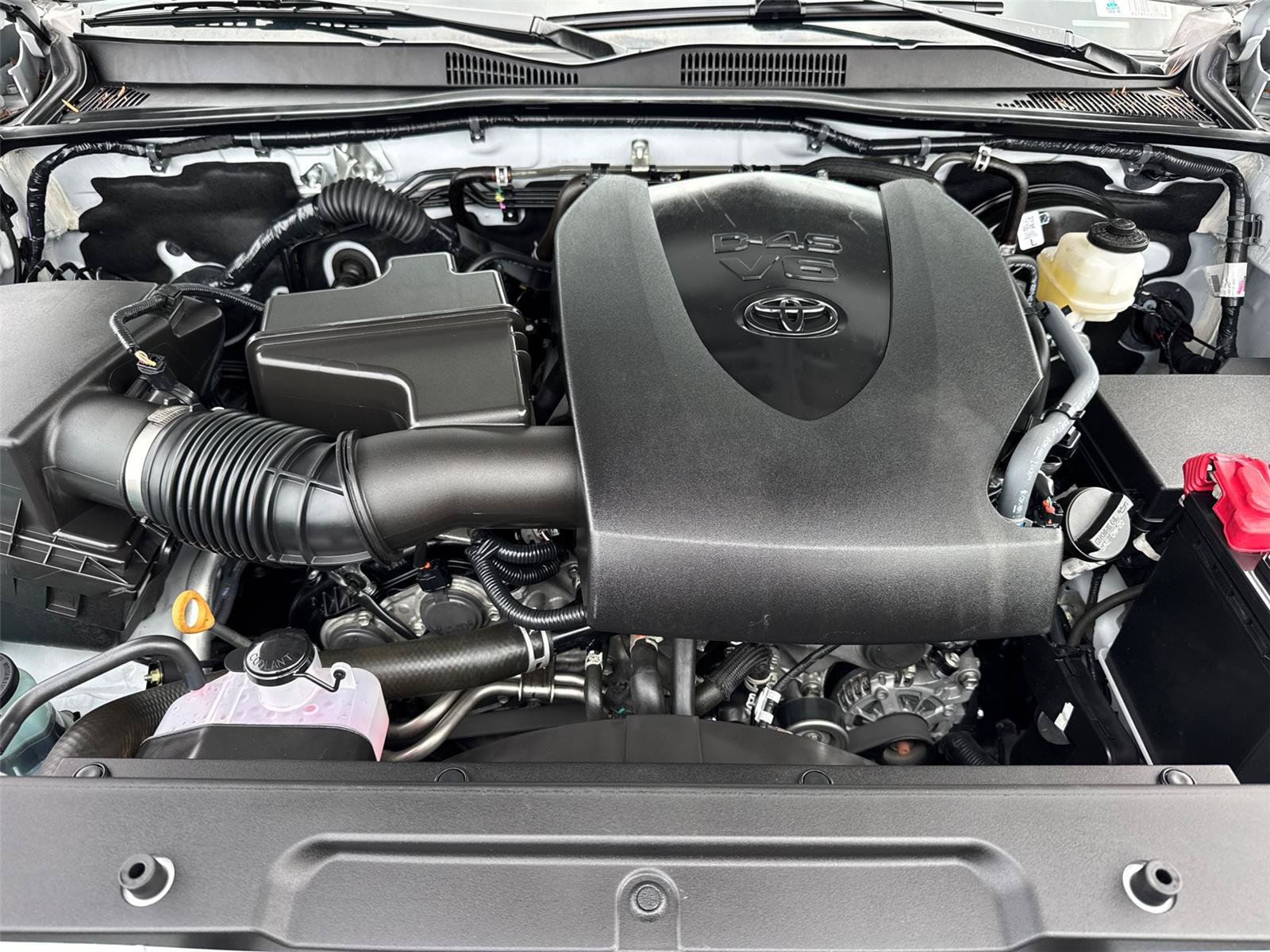 Used 2023 Toyota Tacoma TRD Sport AWD/4WD image 14
