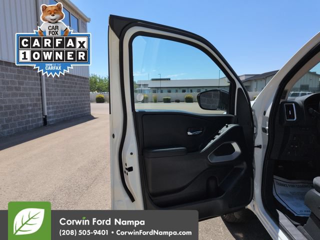 Used 2025 Nissan Frontier SV AWD/4WD image 10