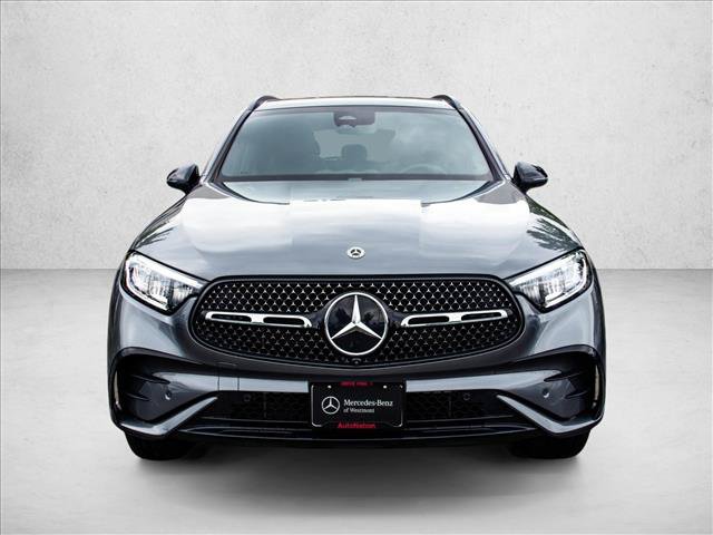 Used 2023 Mercedes-Benz GLC 300 4MATIC image 2