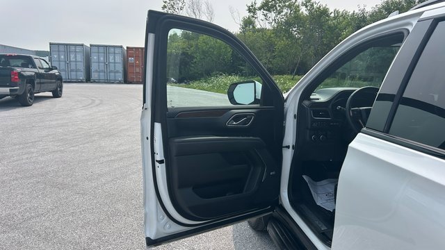 Used 2023 Chevrolet Tahoe High Country w/ Max Trailering Package image 12