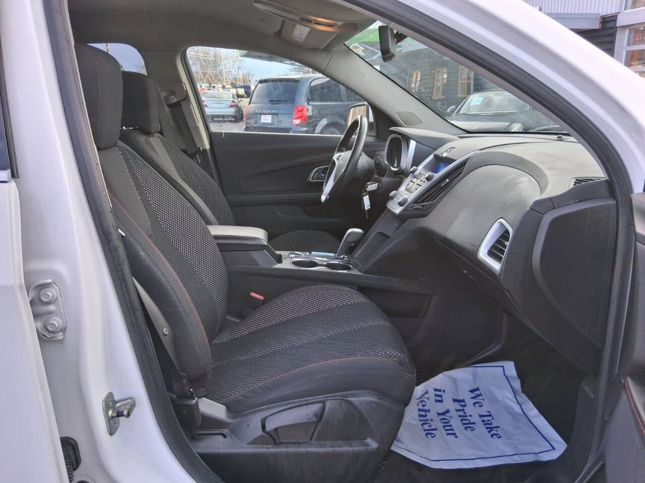 Used 2010 Chevrolet Equinox LT w/ Vehicle Interface Package FWD image 12