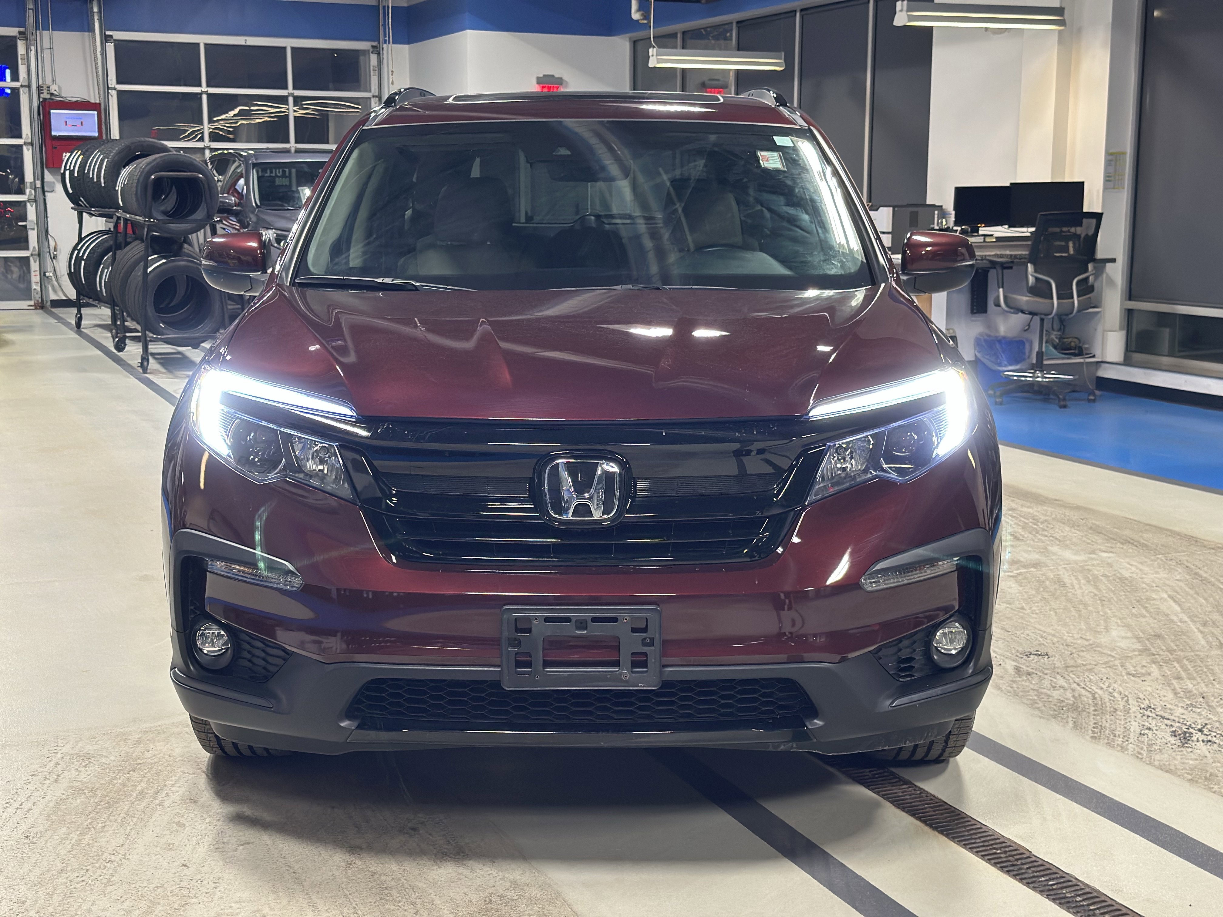 Used 2022 Honda Pilot Special Edition image 2