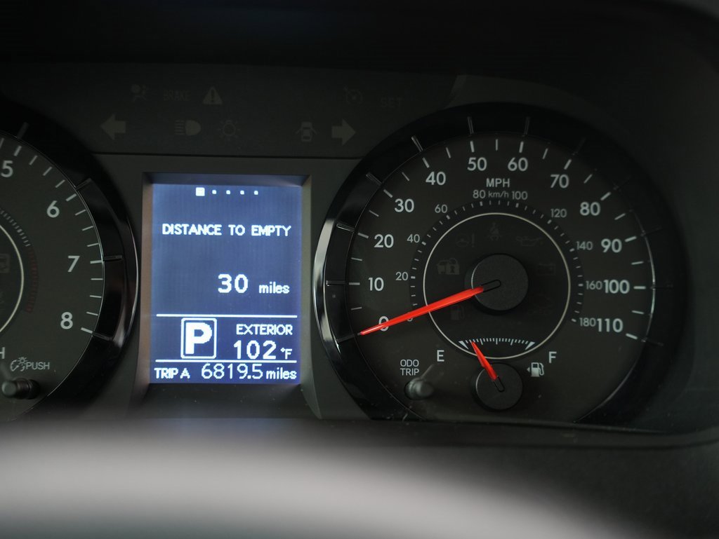 Used 2015 Toyota Sienna L image 17