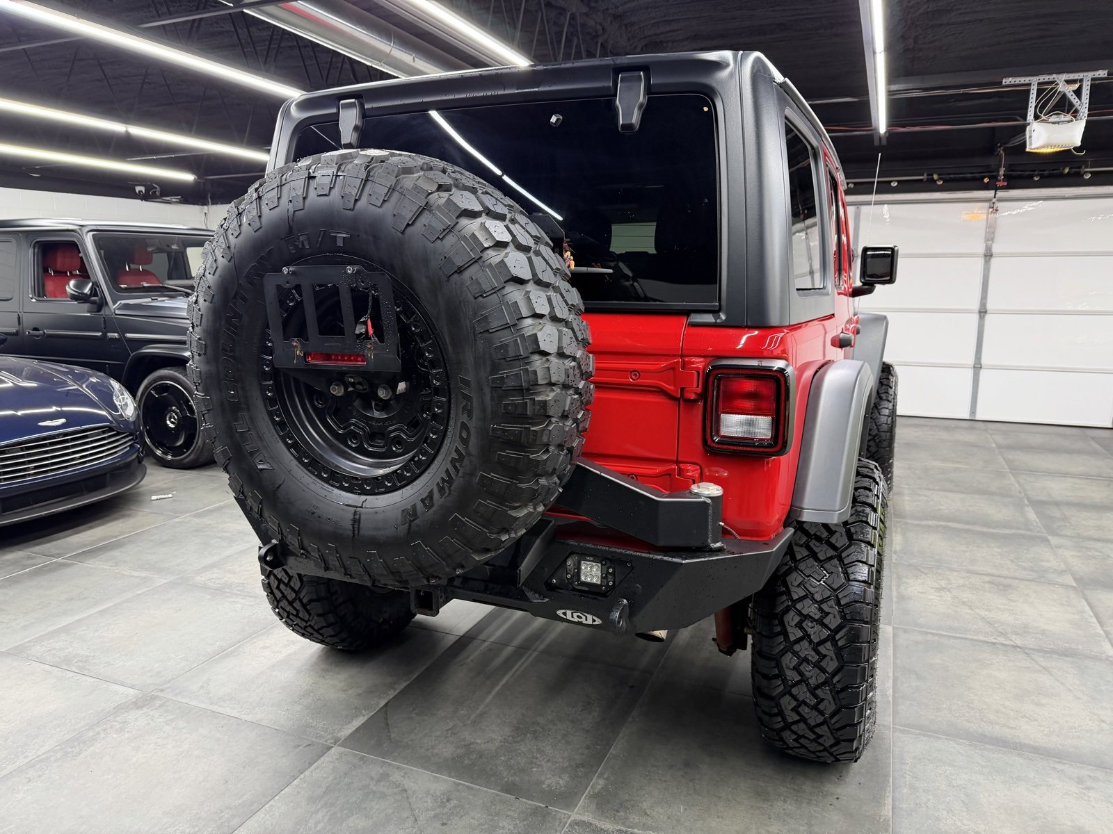 Used 2021 Jeep Wrangler Unlimited Rubicon w/ Cold Weather Group image 6