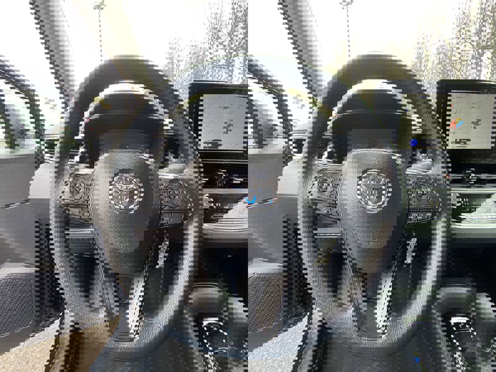 Used 2025 Toyota Corolla LE image 28