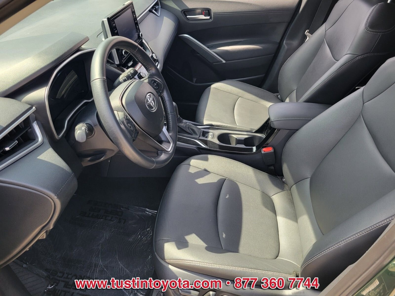 Used 2022 Toyota Corolla Cross XLE w/ Black Badges Package (TMS) AWD/4WD image 10