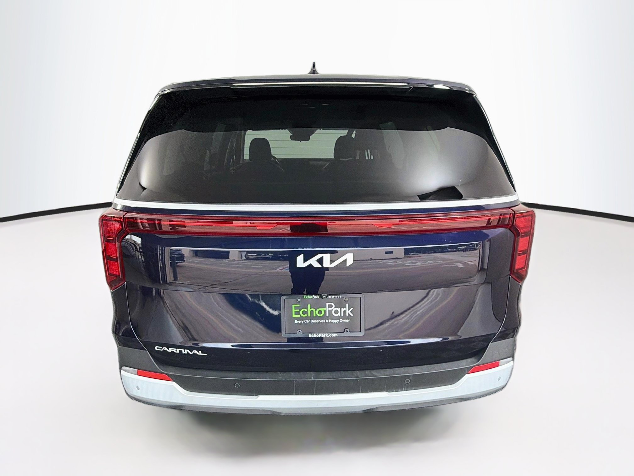 Used 2026 Kia Carnival FWD image 7