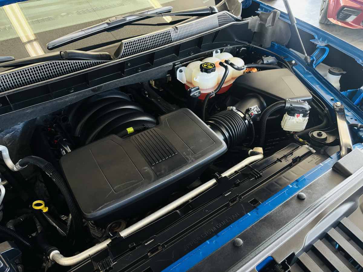 Used 2022 Chevrolet Silverado 1500 RST AWD/4WD image 23